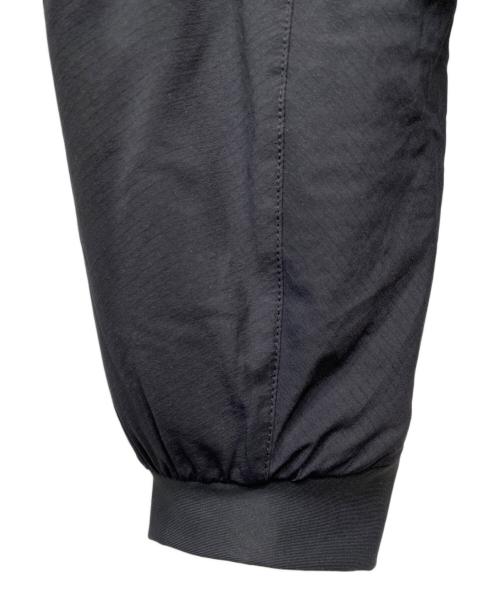 ARC'TERYX（アークテリクス）ARC'TERYX (アークテリクス) ATOM AR HOODY ブラック サイズ:Sの古着・服飾アイテム