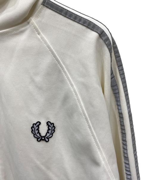 FRED PERRY（フレッドペリー）FRED PERRY (フレッドペリー) 90s トラックジャケット ホワイト サイズ:Sの古着・服飾アイテム