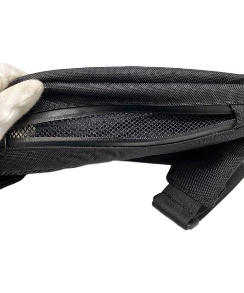YOHJI YAMAMOTO（ヨウジヤマモト）YOHJI YAMAMOTO (ヨウジヤマモト) New Era (ニューエラ) EXP WAIST BAG YY L ブラックの古着・服飾アイテム