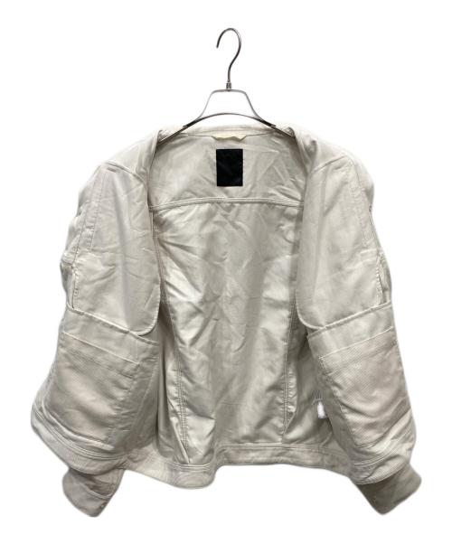 DAIWA PIER39（ダイワ ピア39）DAIWA PIER39 (ダイワ ピア39) TECH TRUCKER JACKET CORDUROY アイボリー サイズ:Lの古着・服飾アイテム