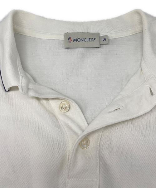 MONCLER（モンクレール）MONCLER (モンクレール) ポロシャツ ホワイト サイズ:Sの古着・服飾アイテム