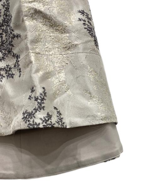 FRAY ID（フレイ アイディー）FRAY ID (フレイ アイディー) ラメジャガードフレアスカート グレーの古着・服飾アイテム