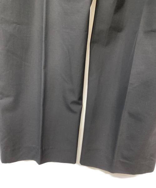 IRENISA（イレニサ）IRENISA (イレニサ) TWO TUCK WIDE PANTS ブラック サイズ:2の古着・服飾アイテム