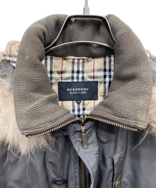 BURBERRY BLACK LABEL（バーバリーブラックレーベル）BURBERRY BLACK LABEL (バーバリーブラックレーベル) ファーフード付コート カーキ サイズ:Mの古着・服飾アイテム