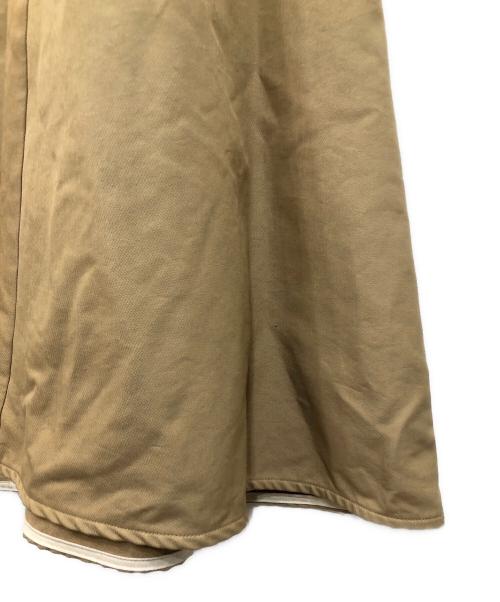 SHIPS（シップス）SHIPS (シップス) ダブルクロスボリュームスカート ベージュ サイズ:38の古着・服飾アイテム