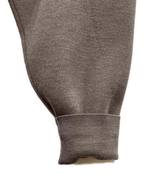 H BEAUTY&YOUTH（エイチ ビューティー&ユース）H BEAUTY&YOUTH (エイチ ビューティー&ユース) ウールクルーネックニット ブラウン サイズ:Mの古着・服飾アイテム