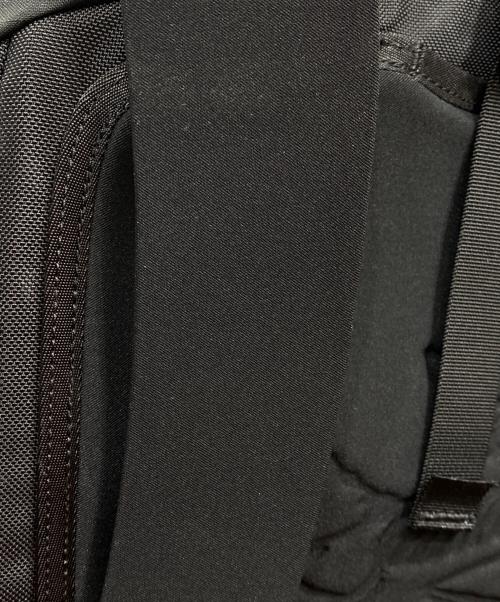 ARC'TERYX（アークテリクス）ARC'TERYX (アークテリクス) ARRO 20 BUCKET BAG ブラックの古着・服飾アイテム