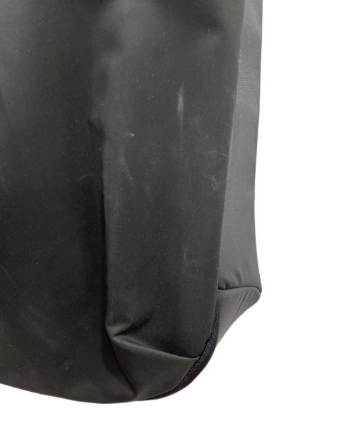 ARC'TERYX（アークテリクス）ARC'TERYX (アークテリクス) ARRO 20 BUCKET BAG ブラックの古着・服飾アイテム