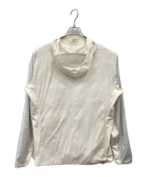 ARC'TERYX（アークテリクス）ARC'TERYX (アークテリクス) ATOM SL HOODY ホワイト サイズ:Lの古着・服飾アイテム