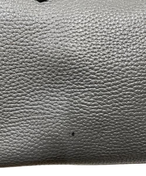 A.D.M.J.（エーディーエムジェイ）A.D.M.J. (エーディーエムジェイ) シュリングレザートート グレーの古着・服飾アイテム