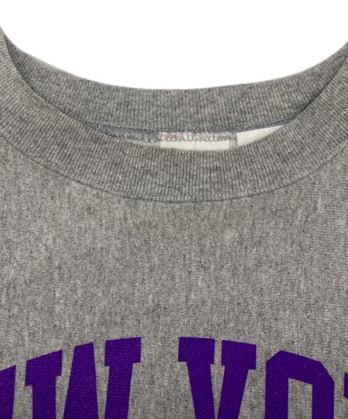 Champion REVERSE WEAVE（チャンピオン リバース ウィーブ）Champion REVERSE WEAVE (チャンピオン リバース ウィーブ) プリントクルーネックスウェット グレー サイズ:Mの古着・服飾アイテム