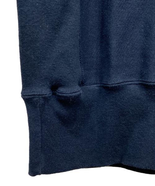 Champion REVERSE WEAVE（チャンピオン リバース ウィーブ）Champion REVERSE WEAVE (チャンピオン リバース ウィーブ) プリントクルーネックスウェット ネイビー サイズ:Mの古着・服飾アイテム
