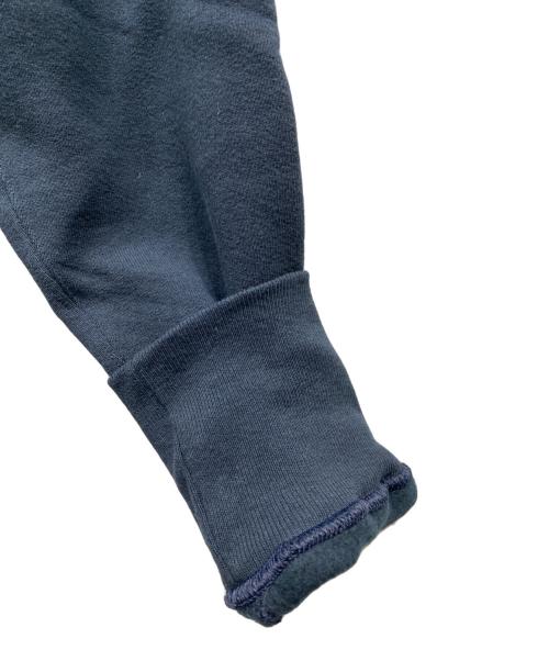 Champion REVERSE WEAVE（チャンピオン リバース ウィーブ）Champion REVERSE WEAVE (チャンピオン リバース ウィーブ) プリントクルーネックスウェット ネイビー サイズ:Mの古着・服飾アイテム