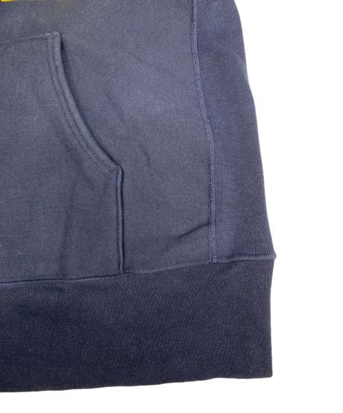 Champion REVERSE WEAVE（チャンピオン リバース ウィーブ）Champion REVERSE WEAVE (チャンピオン リバース ウィーブ) プリントパーカー ネイビー サイズ:Mの古着・服飾アイテム