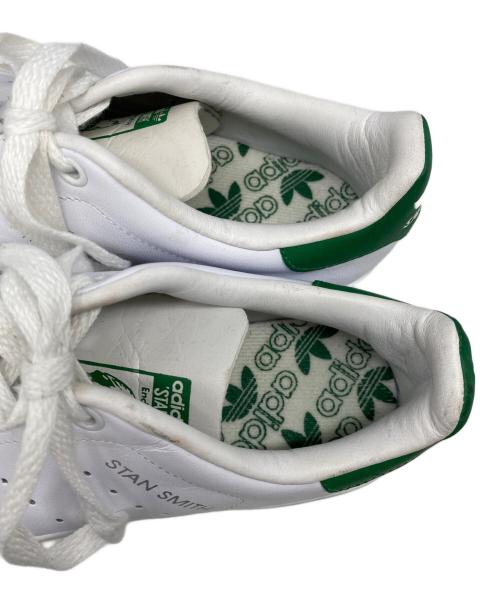 adidas（アディダス）adidas (アディダス) ローカットスニーカー ホワイト サイズ:26の古着・服飾アイテム