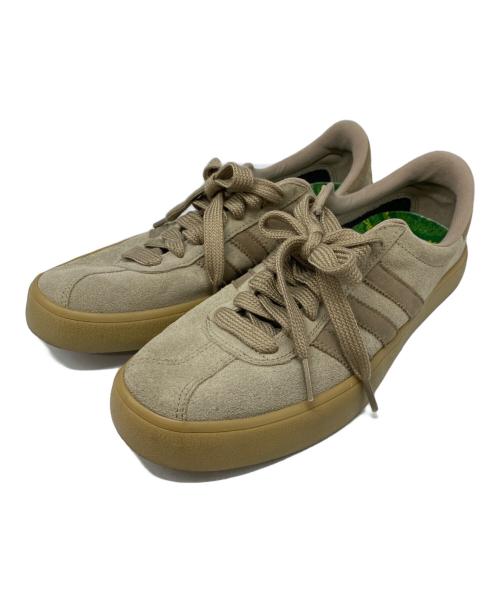 adidas（アディダス）adidas (アディダス) ローカットスニーカー ブラウン サイズ:26.5の古着・服飾アイテム