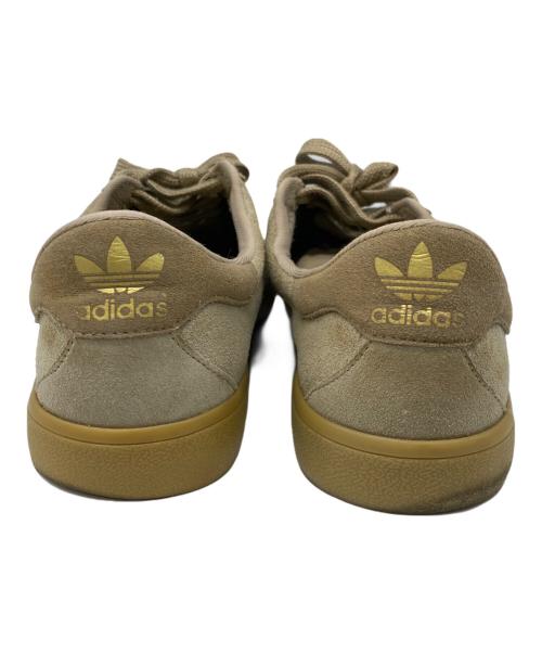adidas（アディダス）adidas (アディダス) ローカットスニーカー ブラウン サイズ:26.5の古着・服飾アイテム