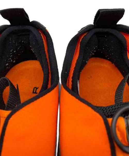 NIKE（ナイキ）NIKE (ナイキ) W AIR MAX SNDR SAFETY ORANGE/WHITE-BLACK オレンジ サイズ:26の古着・服飾アイテム