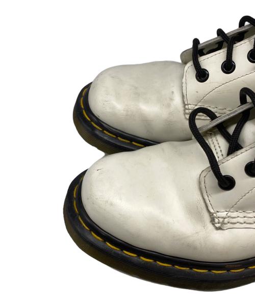 Dr.Martens（ドクターマーチン）Dr.Martens (ドクターマーチン) 8ホールブーツ ホワイト サイズ:Mの古着・服飾アイテム