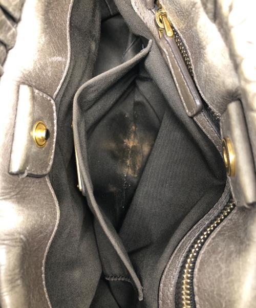 MIU MIU（ミュウミュウ）MIU MIU (ミュウミュウ) レザーハンドバッグ ベージュの古着・服飾アイテム