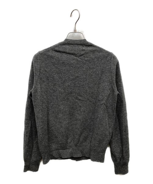 PLAY COMME des GARCONS（プレイコムデギャルソン）PLAY COMME des GARCONS (プレイコムデギャルソン) 丸首カーディガン グレー サイズ:Sの古着・服飾アイテム