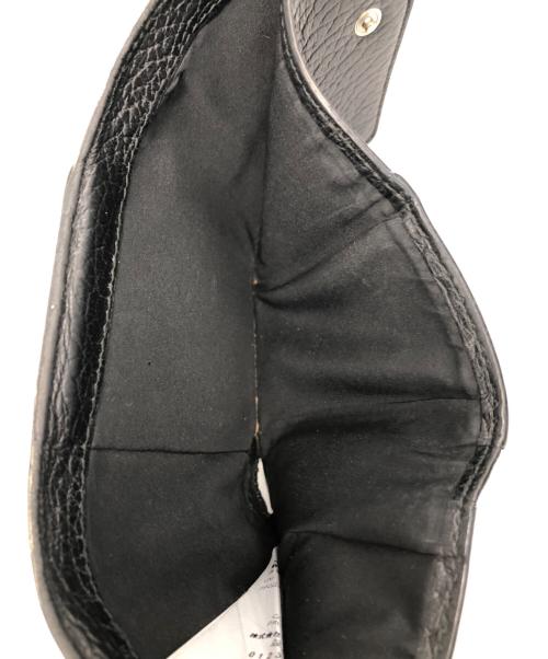 Maison Margiela（メゾンマルジェラ）Maison Margiela (メゾンマルジェラ) グレインレザー 3つ折り コンパクトウォレット ブラックの古着・服飾アイテム