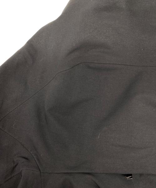 ARC'TERYX VEILANCE（アークテリクスヴェイランス）ARC'TERYX VEILANCE (アークテリクスヴェイランス) Isogon Mx Jacke ブラック サイズ:Mの古着・服飾アイテム