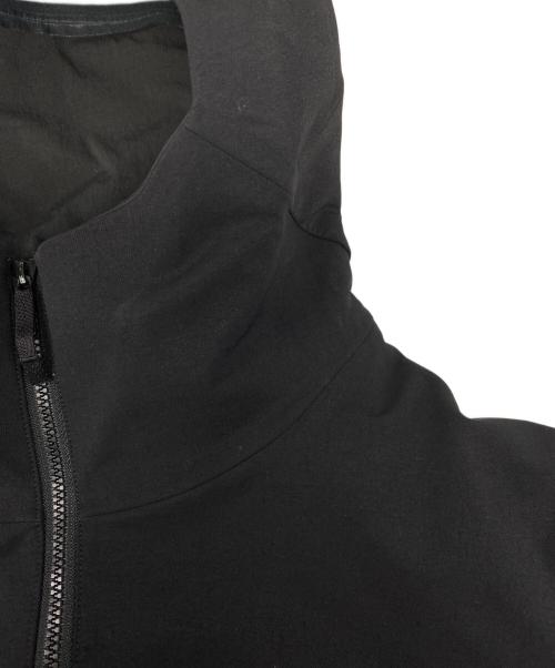 ARC'TERYX VEILANCE（アークテリクスヴェイランス）ARC'TERYX VEILANCE (アークテリクスヴェイランス) Isogon Mx Jacke ブラック サイズ:Mの古着・服飾アイテム