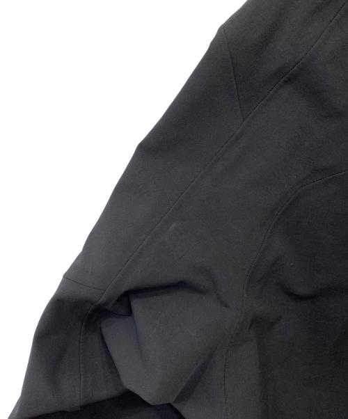 ARC'TERYX VEILANCE（アークテリクスヴェイランス）ARC'TERYX VEILANCE (アークテリクスヴェイランス) Isogon Mx Jacke ブラック サイズ:Mの古着・服飾アイテム