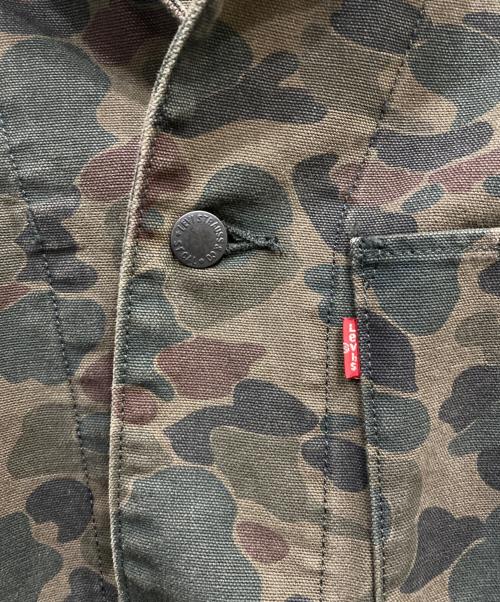 LEVI'S（リーバイス）LEVI'S (リーバイス) カモ柄ジャケット ブラウン サイズ:Sの古着・服飾アイテム