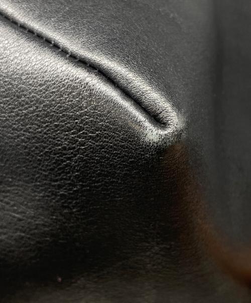 A.P.C.（アーペーセー）A.P.C. (アーペーセー) レザーショルダーバッグ ブラックの古着・服飾アイテム