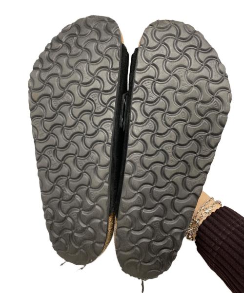 BIRKENSTOCK（ビルケンシュトック）BIRKENSTOCK (ビルケンシュトック) スウェードサンダル ブラック サイズ:27㎝の古着・服飾アイテム