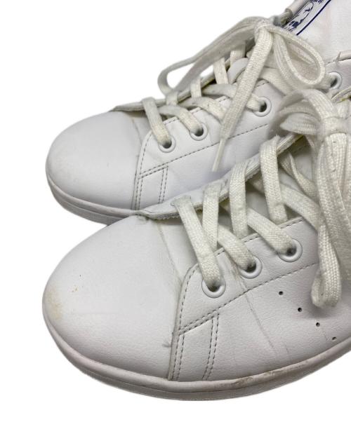 adidas（アディダス）adidas (アディダス) ローカットスニーカー ホワイト サイズ:28㎝の古着・服飾アイテム