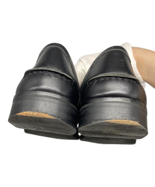 BEAUTY&YOUTH（ビューティーアンドユース）BEAUTY&YOUTH (ビューティーアンドユース) スリムローファー ブラック×ホワイト サイズ:26㎝の古着・服飾アイテム