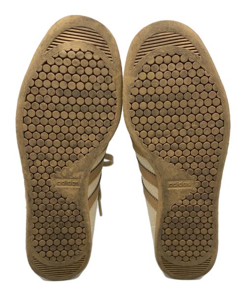 adidas（アディダス）adidas (アディダス) スニーカー ベージュ サイズ:26.5の古着・服飾アイテム
