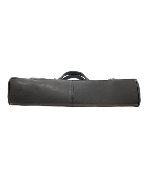 TUMI（トゥミ）TUMI (トゥミ) Easton Slim Top Zip Brief ブラウンの古着・服飾アイテム