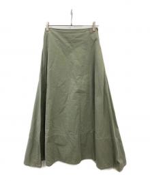 MADISON BLUE（マディソンブルー）の古着「バックサテンマキシフレアスカート」｜カーキ