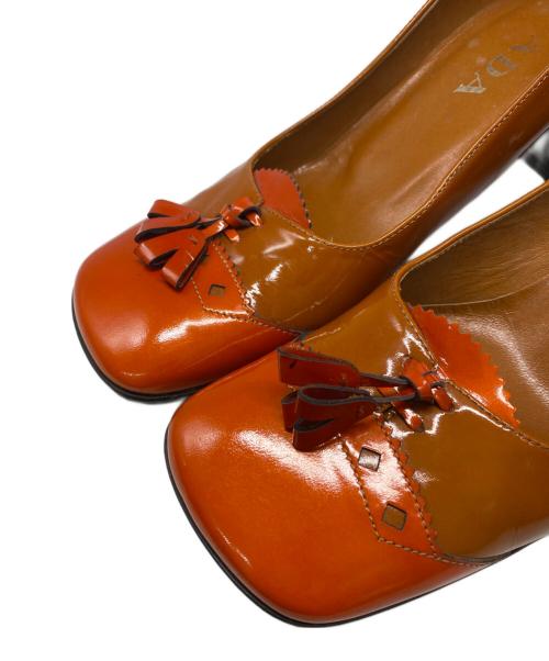 PRADA（プラダ）PRADA (プラダ) スクエアエナメルパンプス オレンジ サイズ:37の古着・服飾アイテム