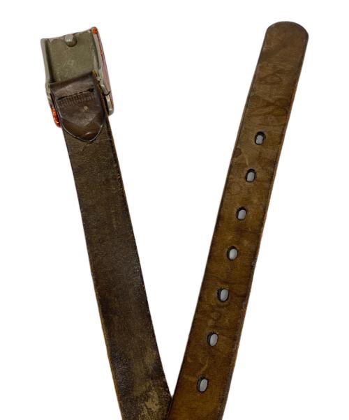 UNDERCOVER（アンダーカバー）UNDERCOVER (アンダーカバー) 赤ラメバックルレザーベルトの古着・服飾アイテム