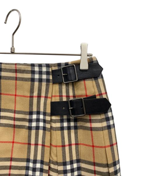 BURBERRY LONDON（バーバリーロンドン）BURBERRY LONDON (バーバリーロンドン) ノバチェックスカート ベージュ サイズ:44の古着・服飾アイテム