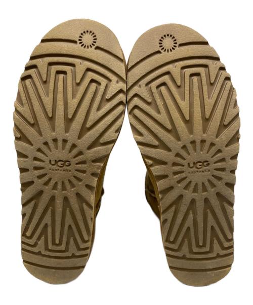 UGG（アグ）UGG (アグ) ブーツ ベージュ サイズ:26の古着・服飾アイテム