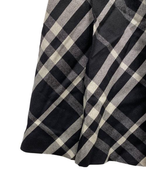 BURBERRY LONDON（バーバリーロンドン）BURBERRY LONDON (バーバリーロンドン) ウール混スカート ブラック サイズ:44の古着・服飾アイテム