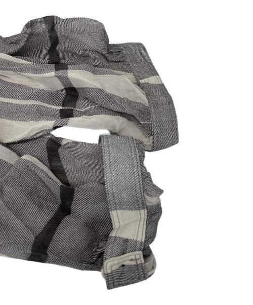 BURBERRY LONDON（バーバリーロンドン）BURBERRY LONDON (バーバリーロンドン) ワンピース グレー サイズ:44の古着・服飾アイテム