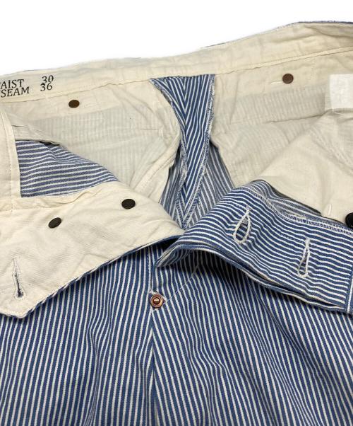 Dry Bones（ドライボーンズ）Dry Bones (ドライボーンズ) ヒッコリーシンチバッグパンツ ホワイト×ネイビー サイズ:W30の古着・服飾アイテム