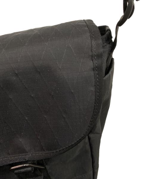 CHROME（クローム）CHROME (クローム) メッセンジャーバッグ ブラックの古着・服飾アイテム