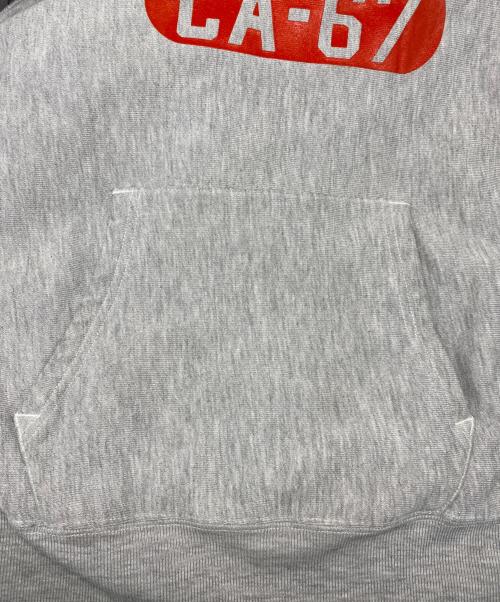 Champion REVERSE WEAVE（チャンピオン リバース ウィーブ）Champion REVERSE WEAVE (チャンピオン リバース ウィーブ) プルオーバーパーカー グレー サイズ:Mの古着・服飾アイテム