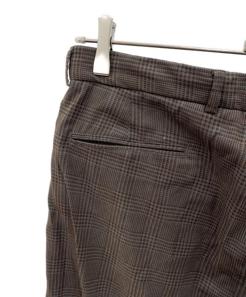 ARMANI COLLEZIONI（アルマーニ コレツィオーニ）ARMANI COLLEZIONI (アルマーニ コレツィオーニ) チェックパンツ ブラウン サイズ:52の古着・服飾アイテム
