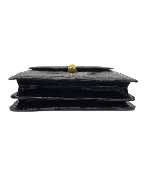 KWANPEN（クワンペン）KWANPEN (クワンペン) クロコレザーハンドバッグ ブラックの古着・服飾アイテム