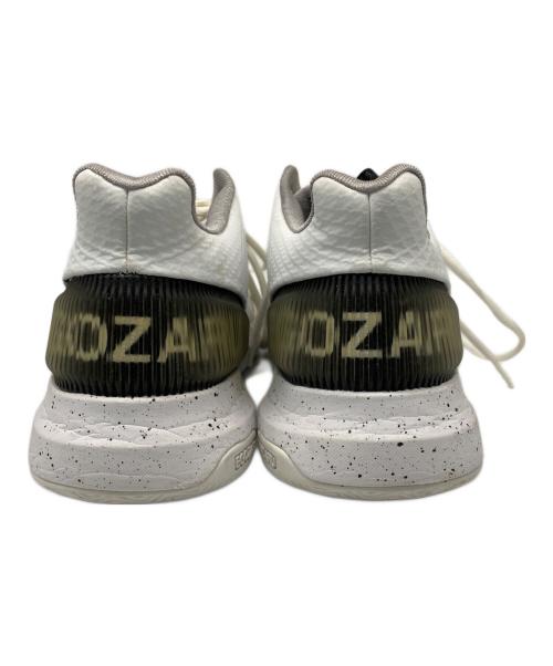 EGOZARU（エゴザル）EGOZARU (エゴザル) ローカットスニーカー ホワイト サイズ:27の古着・服飾アイテム