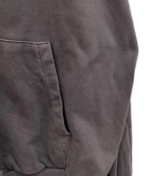 A'GEM/9×.kom（エージェムナイン×ドットコム）A'GEM/9×.kom (エージェムナイン×ドットコム) 猫キョンシージップパーカー グレー サイズ:freeの古着・服飾アイテム